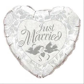 Globo Just Married Pearl White and Silver Corazon 45cm Q14253