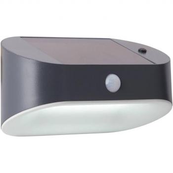 Aplique de pared LED con detector de movimiento PIR Searchlight 67421BK, color negro
