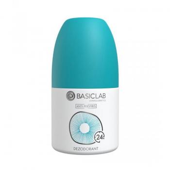 BasicLab Dermocosmetics Anti-Perspiris Roll-On Deodorant with 24-Hour Protection 60 ml