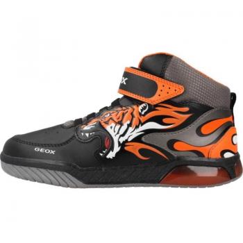 Zapatillas de Niño Geox J Inek B, color negro, características: material transpirable, suela antideslizante, cierre con velcro, diseño moderno y cómodo para uso diario