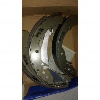 HELLA 8DB 355 001-691 Brake Shoe Set - H8985