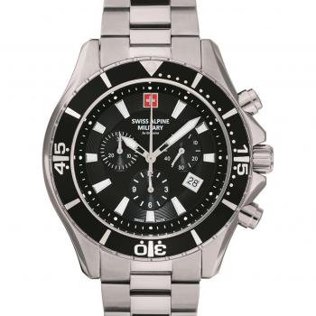 Reloj Cronógrafo Suizo Swiss Alpine Military® SAM7040.9137 con caja de acero inoxidable, resistencia al agua hasta 100 metros, cristal mineral, correa de cuero negro, función de cronómetro y diseño deportivo
