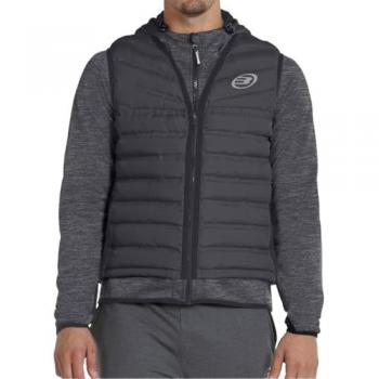 Chaqueta Anorack Parka Bullpadel Boque con material impermeable, capucha ajustable, cierre frontal completo, bolsillos laterales con cremallera y diseño ligero para mayor comodidad en actividades deportivas