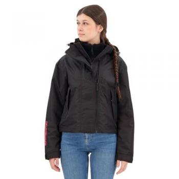Chaqueta con capucha Superdry Hooded Windbreaker negra para mujer, modelo W5011655A, características: material ligero y resistente al viento, diseño moderno con capucha ajustable, cierre frontal completo, bolsillos laterales con cremall