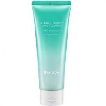 Mizon Cicaluronic Hydrating Cleansing Foam