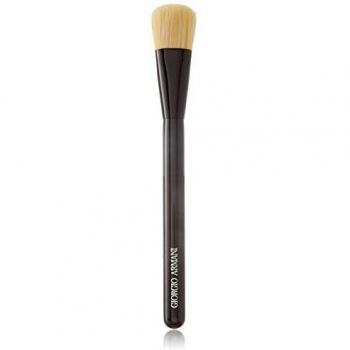Giorgio Armani - Brocha blender para base