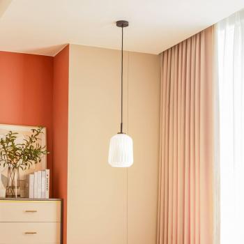 Lámpara colgante Lucande Lirien, moderna, negro, cristal, Ø 20 cm, hecho de aluminio, para salón y comedor (1 llama, E27)