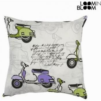 Cuscino vespa by Loomin Bloom