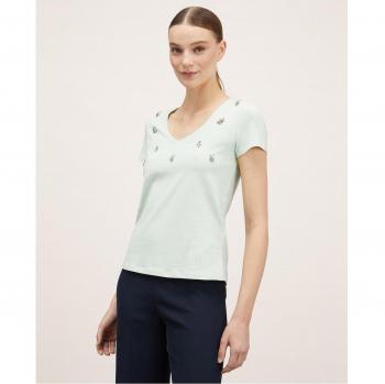 Camiseta de mujer con escote pico y bordado de piedras de colores