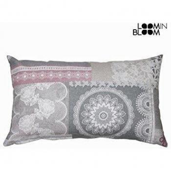 Cuscino merletti by Loomin Bloom