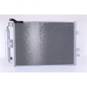 Condensador de aire acondicionado NISSENS 940142, sistema de aire acondicionado, alta eficiencia, diseño optimizado para un mejor rendimiento térmico, fabricado con materiales de alta calidad para mayor durabilidad y resistencia a la corrosión