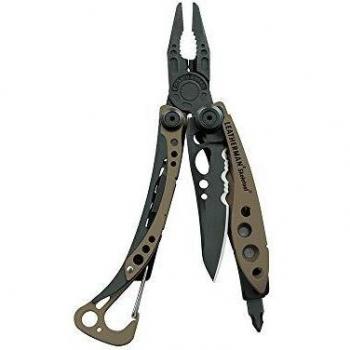Leatherman Skeletool - Herramienta multiusos resistente con 7 herramientas esenciales incluyendo un abridor de botellas, para aventuras al aire libre hecha en los EE.UU., en marrón coyote