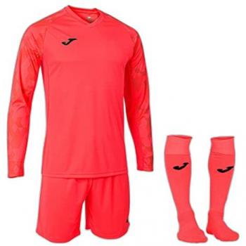 Set de ropa deportiva Joma Zamora VII para hombre en color coral flúor, incluye camiseta y pantalones cortos