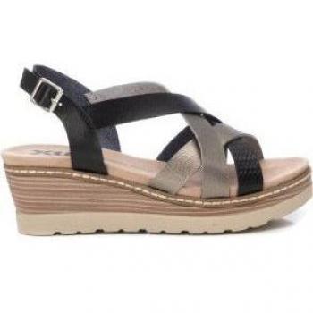 Sandalias de cuña para mujer Xti 142776 en color Plomo