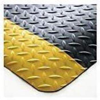 Alfombrilla Antifatiga Deckplate de Vinilo/Espuma PVC con Borde Amarillo, 900 x 3000 mm