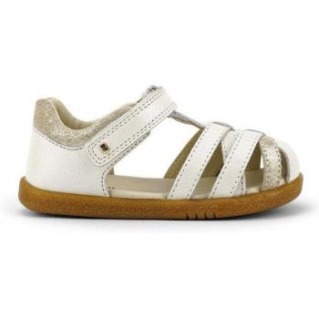 Sandalias de bebé niña Bobux de piel color blanco con cierre adherente modelo Cross Jump
