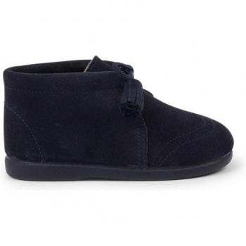 Botas de bebés de piel serraje con picado y borlas