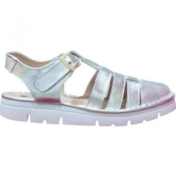 Sandalias de Mujer Jose Saenz en color plata, tipo cangrejera, fabricadas en piel con acabado metalizado