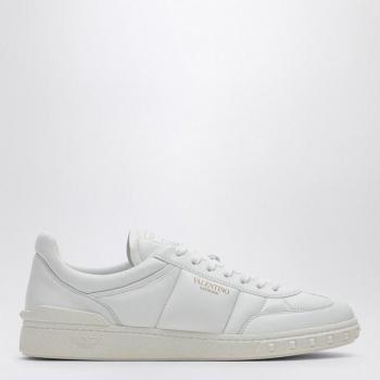 Valentino Men's Upvillage Sneakers in White | Size 42 | 5Y2S0H77SVL0BO