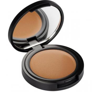 Corrector de crema natural Mahuika de NUI Cosmetics
