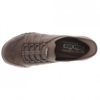 Skechers Women's Breathe-Easy Slip-On Sneakers - Casual Home Trainers, Taupe/Brown