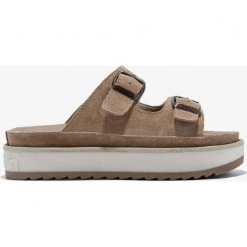 Sandalias deportivas planas cómodas para verano