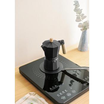 Cafetera Italiana Thera Moka Retro - Aluminio - 6 o 9 tazas - Detalles en madera de haya - Color Negro