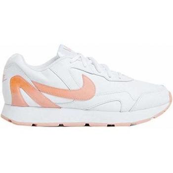 Nike Wmns DELFINE Lea, Zapatillas de Atletismo Mujer, Multicolor