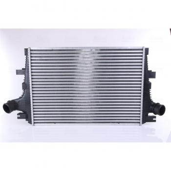 Intercooler NISSENS 96644 - Intercooler para motor, fabricado por Nissens, diseñado para vehículos específicos, con alta eficiencia de refrigeración, construído en materiales duraderos y resistente a la corrosión