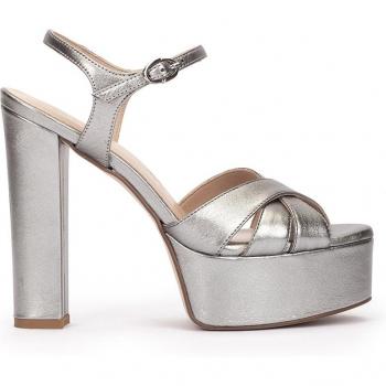 Sandalias de tacón de piel metalizada en color acero modelo ZARAUTZ