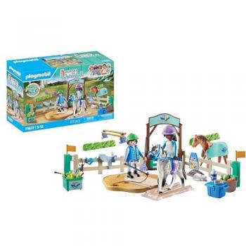 Playmobil Escuela Moderna de Equitación con Plataforma de Lunging Móvil, Caballo y Accesorios, Juguetes Sostenibles para Niños y Niñas a Partir de 5 Años