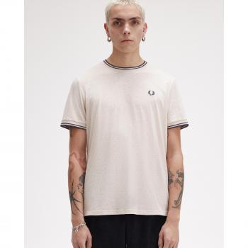 Camiseta de Hombre Fred Perry Twin Tipped Arena de Manga Corta y Cuello Redondo