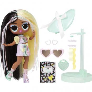 Lol Surprise - Muñeca Darcy Blush L.O.L. Surprise Tweens, muñeca de la colección Tweens S4, incluye cabello largo y estilizado, ropa de moda con accesorios, packaging atractivo, características articuladas y diseño exclusivo