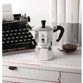 Bialetti Moka Express Stovetop Espresso Maker 3 Cup