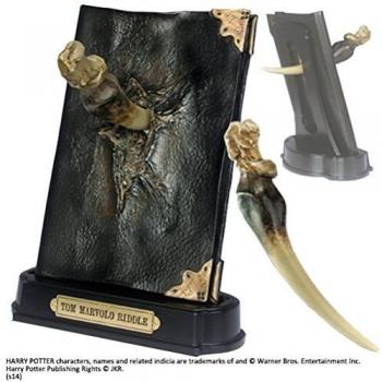 Diario de Tom Riddle con Colmillo de Basilisco - Réplica 1/1 Harry Potter