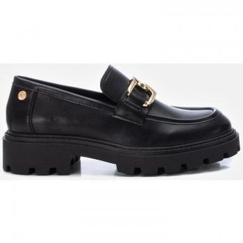 Mocasines Xti para mujer en color negro (142204)