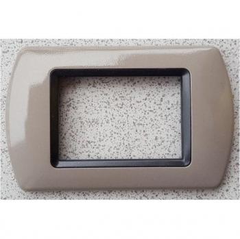 Placas Compatibles en ABS para Serie Living International - Color Tortora - 7 Foros