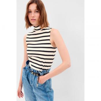 Gap Top sin manga y cuello vuelto