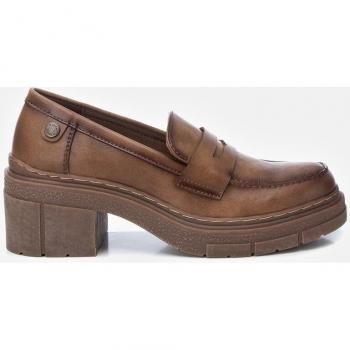 Mocasines de mujer Refresh 171987 con tacón ancho de goma en color negro