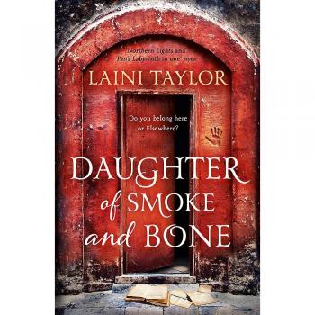 Daughter of Smoke and Bone: Enter another world in this magical SUNDAY TIMES bestseller: 1/3