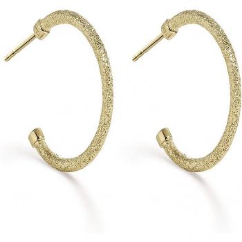 Pendientes criollas abiertas de plata bañada en oro con textura brillante