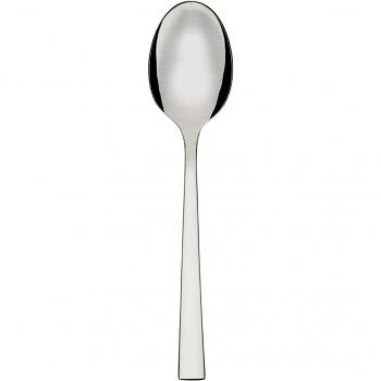 Cucharón de servir Indo con mango ergonómico y diseño elegante
