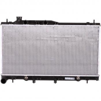 Radiador NISSENS 64115 para refrigeración del motor, compatible con vehículos específicos, fabricado en aluminio y plástico, diseño de alta eficiencia térmica, fácil instalación y durabilidad garantizada