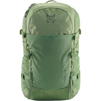 Mochila Altus Musala 30L J30 verde, capacidad de 30 litros, diseñada para montaña, con sistema de ajuste ergonómico, múltiples compartimentos y fabricada en material resistente al agua
