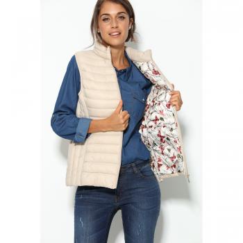 Chaleco con favorecedor cuello chimenea by VencaStyle