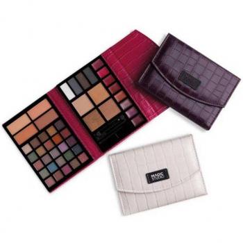 Magic Studio Wild Safari Set de Maquillaje Travel Wallet Lote de 46 Piezas