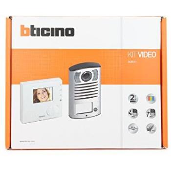Kit Videoportero Manos Libres Monofamiliar Bticino 365511 con Cámara Color Blanca