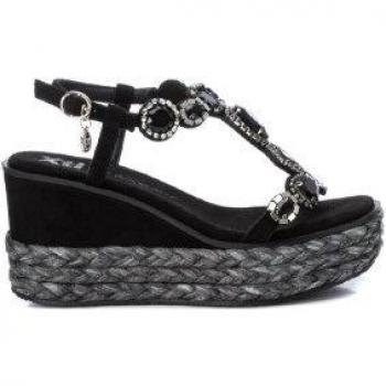 Sandalia de mujer Xti 142676 negro con hebilla