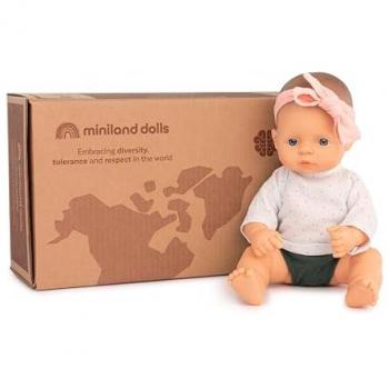 Muñeca Bebé Caucásica de 32cm con Conjunto Forest, Multicolor, Set de Regalo Miniland