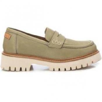 Mocasines de mujer Carmela 161309 en verde caqui